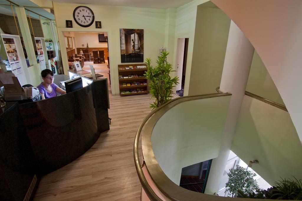 Penzion Gremium Hotel Bratislava Exterior foto