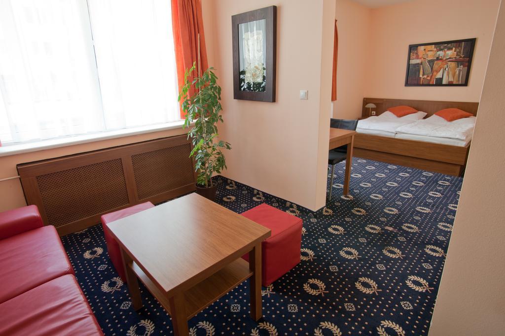 Penzion Gremium Hotel Bratislava Exterior foto